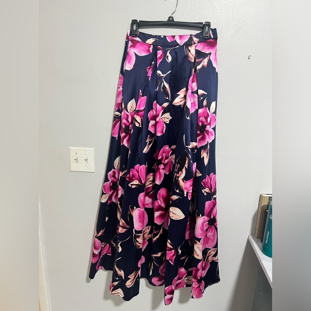 NEW Floral Maxi skirt